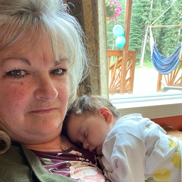 Meet your Posher, Posh - Picture 2 of 5